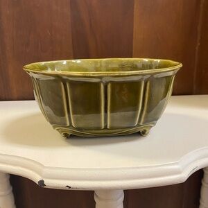 Vintage Shawnee Pottery Oval Footed Olive Green Glazed Indoor Planter